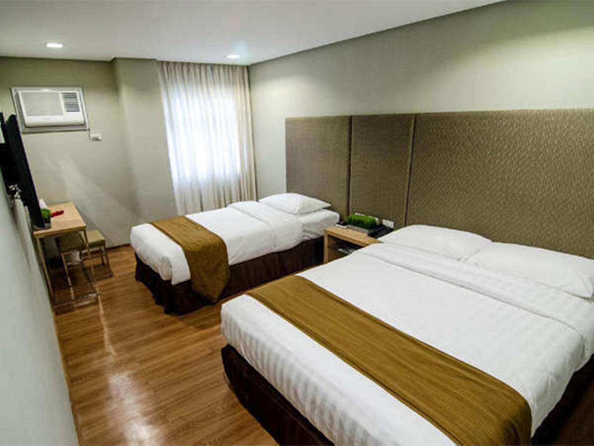 Madison Hotel Phl Iloilo City Exterior photo
